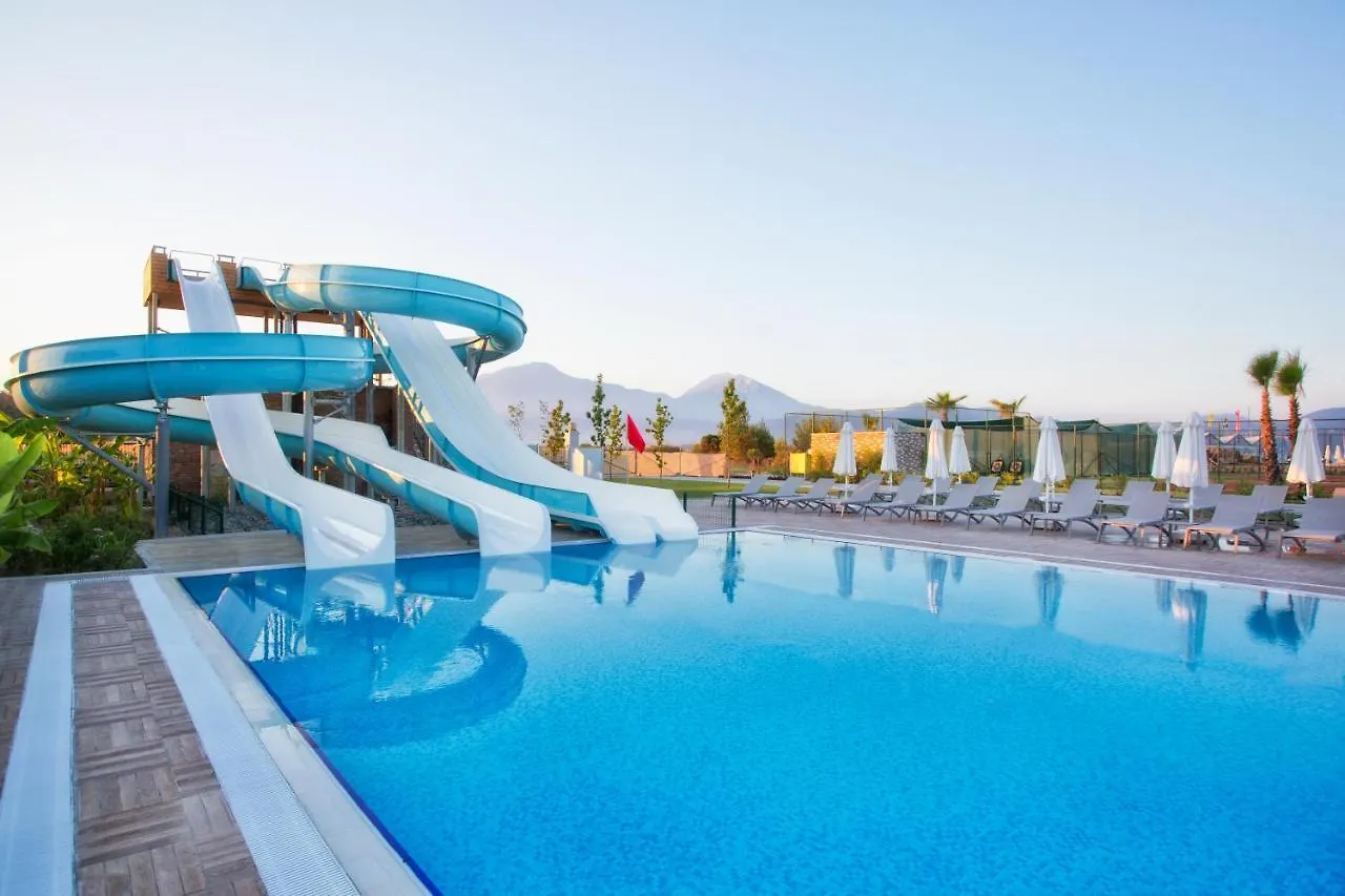 Akra Fethiye Tui Blue Sensatori Hotel 5*,
